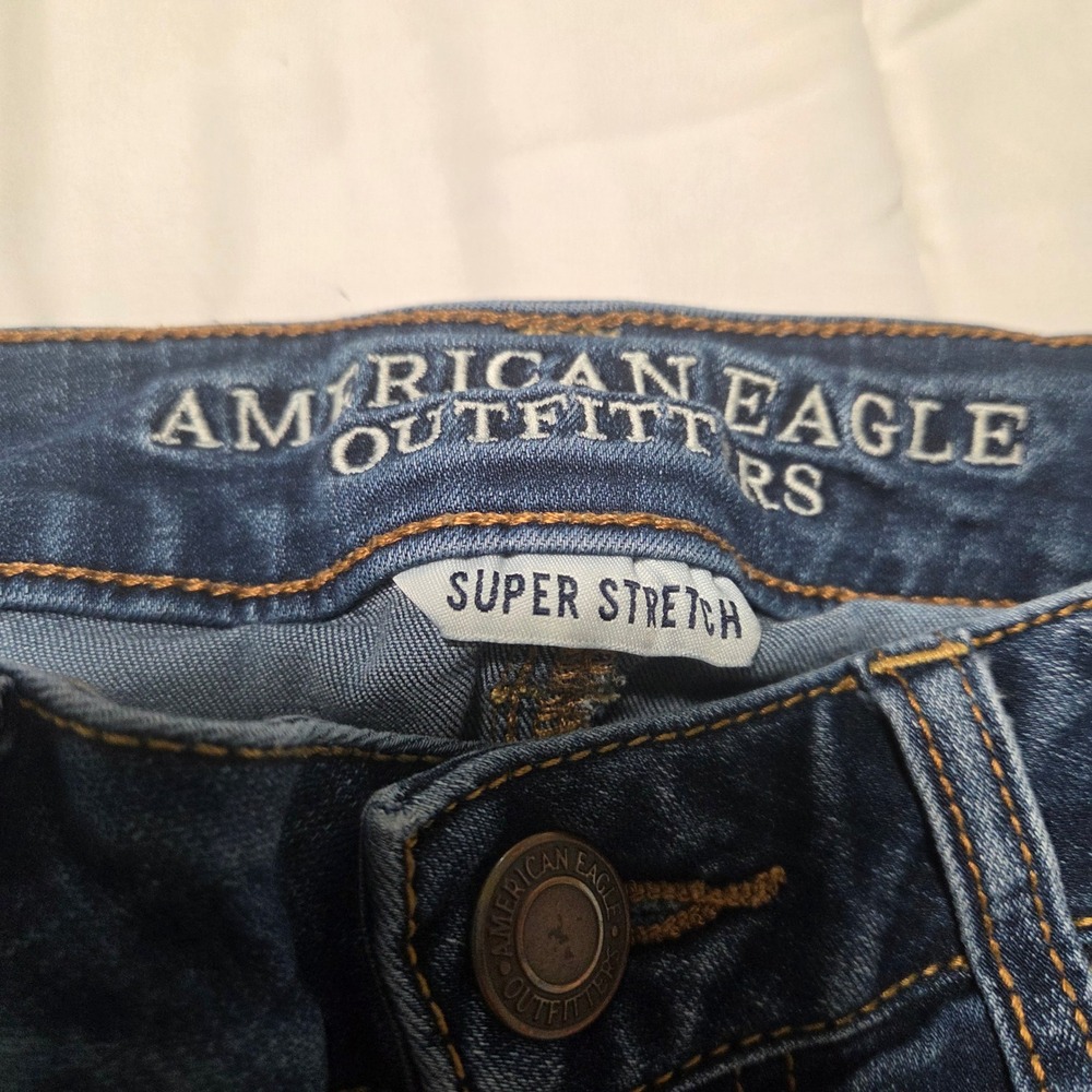 American Eagle Super Stretch Distressed Jegging Jeans Medium Wash Size 2 Regular - Picture 3 of 8